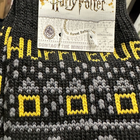 Harry Potter HUFFLEPUFF Thick Knee/Boot Socks Shoe Size 4-10 Brand New! - Picture 10 of 15